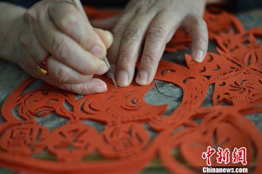 ��ֽ�е����ף���»��ϲԢ�⼪�� 