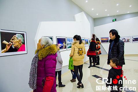 �ϳ��м������ٰ조ȫ��Т���������黭չ