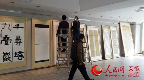 �������������黭����չ������Ϸʻ�԰