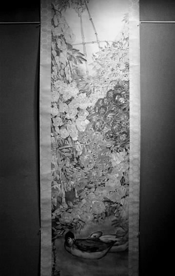 ���������黭չ�Ͼ��в���չ