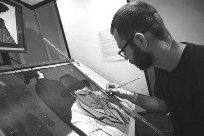 �ײ��ֻ��ͻ���Ӱ�¾����