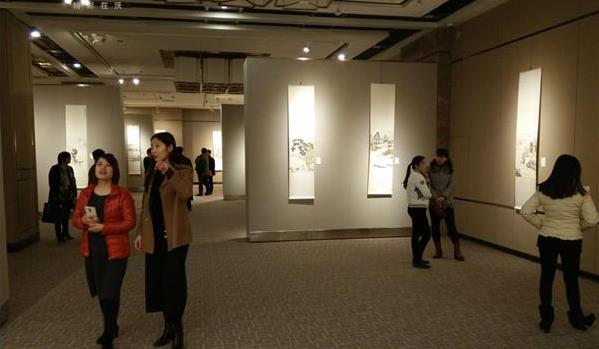 �����ݡ��ػ���������ʫ���黭��Ʒչ��Ļ