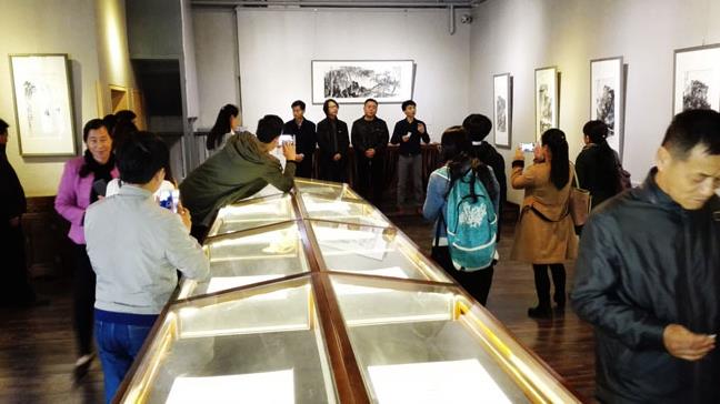 ��ʯ��ī��Ǭ�����黭չ�ڱ���798�ɹ��ٰ�