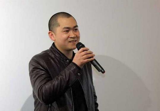 武健新艺术作品展在郑州开幕