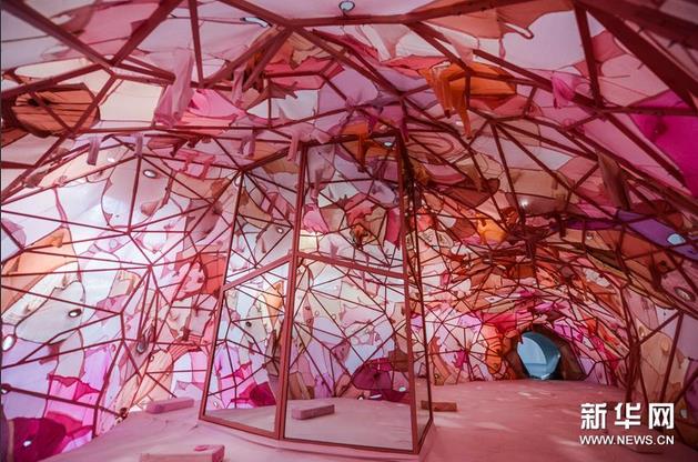 ��������ʵ�����������չ����ˮ������Ļ