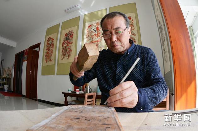 陕西凤翔木版年画重拾年俗的记忆