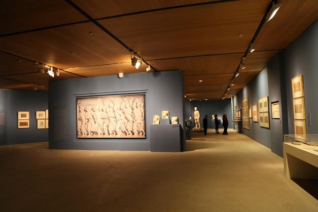 �����ҡ������ڷ���Ʒ���׼���չ����չ��