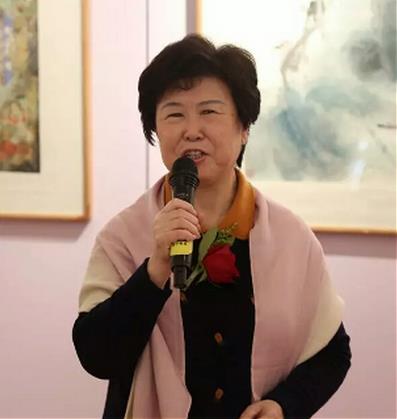 ����Ѱ��������Ů��������չ