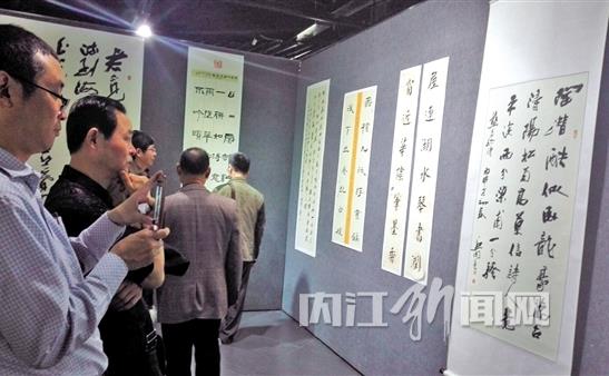 �������� ���������黭չ�Ĵ��ڽ���Ļ