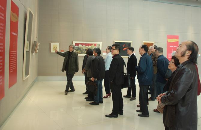 ������ʷ���㼣���й��ִ��ử����չ����Ļ