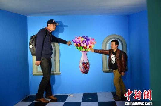 �����Ӵ�������չ:���ڽ�����Ӱ����