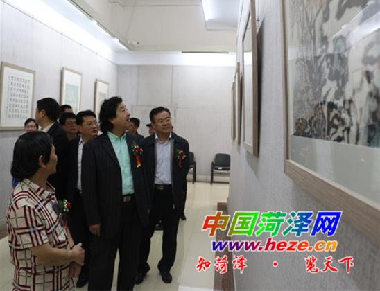 ����•���������黭����չ���в���ݾ���