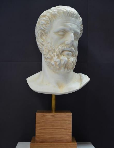 ��ϣ��38�����飩������Ʒ�ڳ���չ��