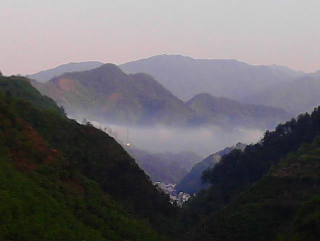寻茶途中回望