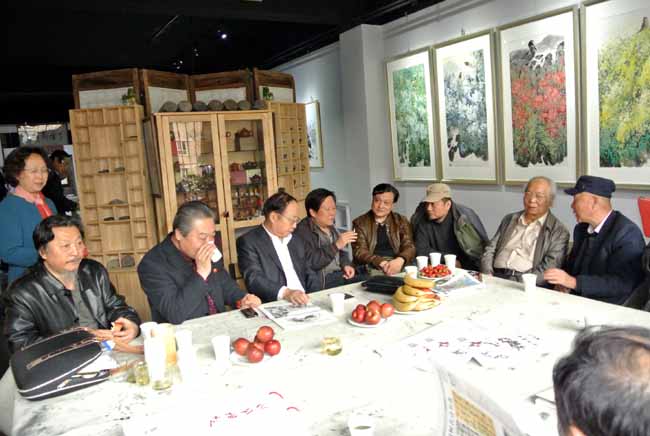 ���»���չ����̫ԭ���������뻭��