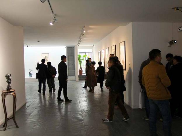 �佡��������Ʒչ�������֣��