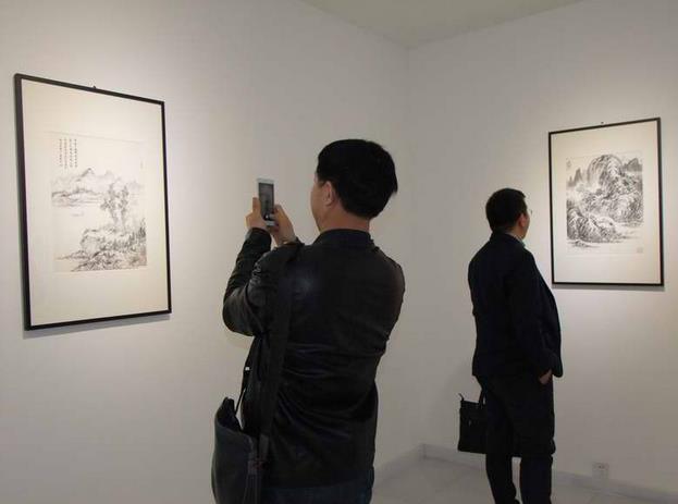 �佡��������Ʒչ�������֣��