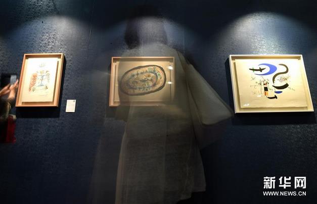 �ھŽ캼��������������Ļ