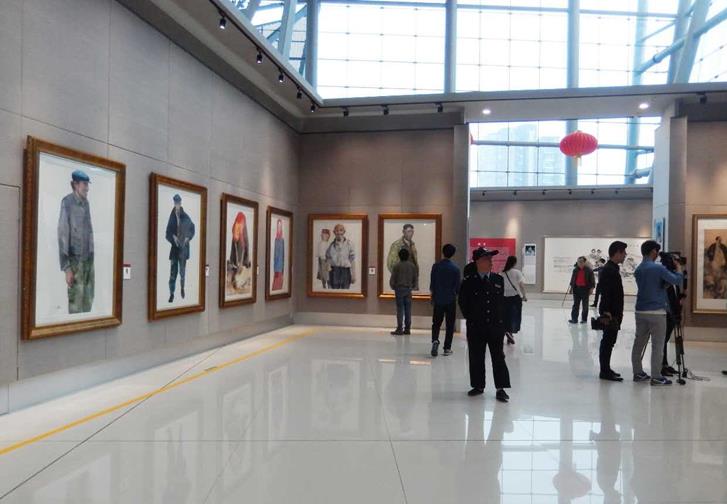 ������㱨��������������񡱵���ʮ��λ��������ƷչѲչ�Ͼ�