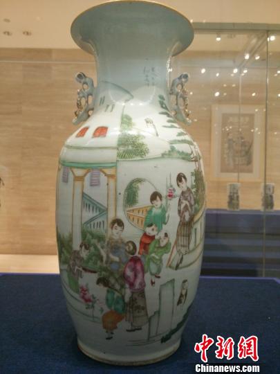 �Ͼ�����Ժ������ɻ�չ ������Ů�ӡ��۲ʳ���