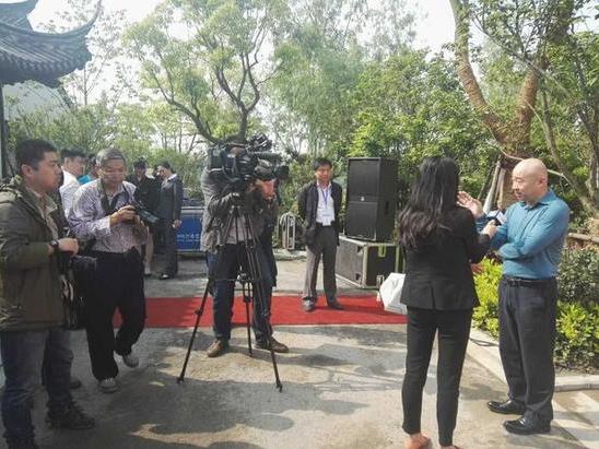 ���������ݿ������黭�����㱨չ����ͨ����