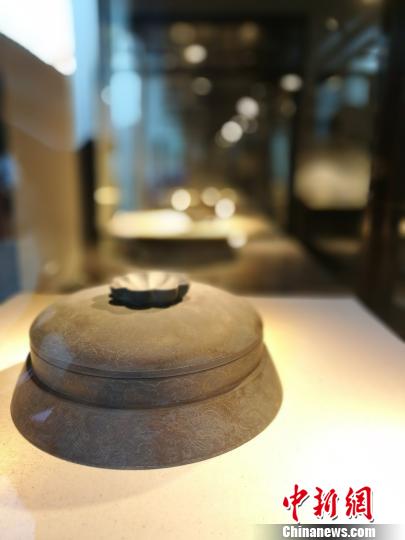 ��ͳ�ķ����⼼�վ�Ʒչ���๧����