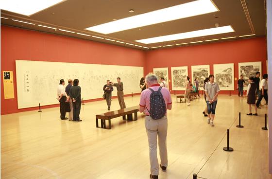 ����ʡ����Ժ60���黭չ�����й�������