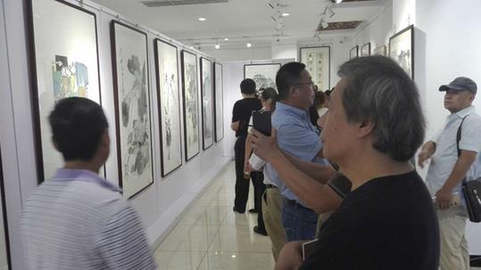 ����������Ʒչ----����ɽ���ֻ�Ժ��Ļ