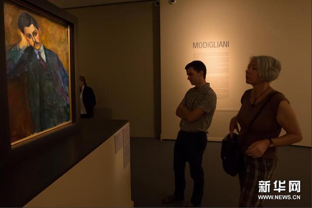 ���������Ī����������Ʒչ�ڲ�����˹��Ļ