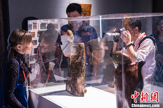 600�����Ʒ���ร�ݹ�������˫��չ