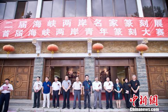 �׽캣Ͽ��������׭�̴���������Ļ