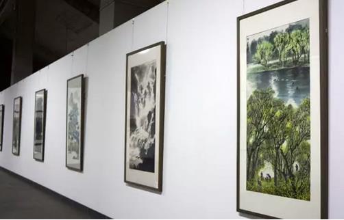 ��ɽ�续-���Ⱦʦ��•����ϵ��չ�ھ��ٰ�