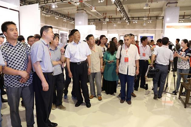 ˿��֮·•��īͨμ �׽��й������ͻ���Ʒչ��չ