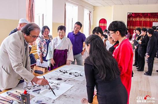 ���Ͷ���ͬ �������黭�㡱�ɹŹ�Ѳչ��������