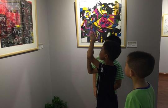 �ڶ���ȫ���ٶ���������ѧ��չ����Ѳչ�ɹ���Ļ