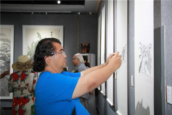 �������▪����չ�ھ�����