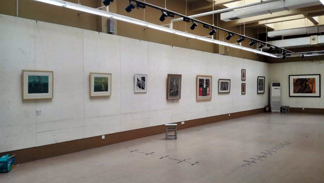 2016�����������ոߵ�ԺУ��ʦ�滭չ��չ�ֳ�