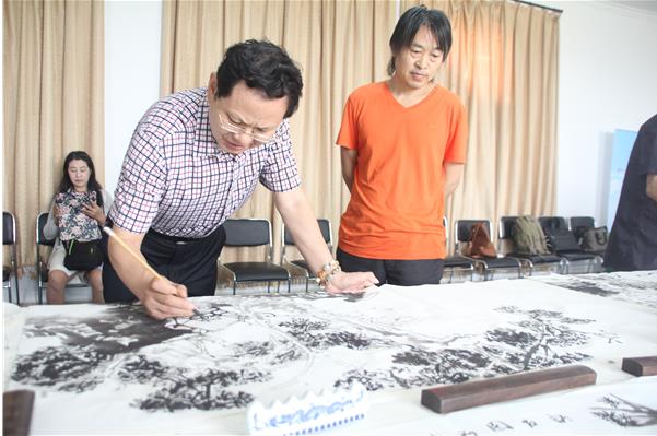 中国书画名家走进黄河岛采风笔会活动圆满成功