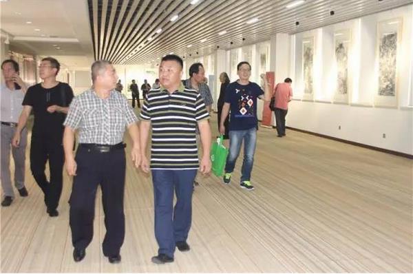 黄河文化与艺术家签约仪式今日隆重举行
