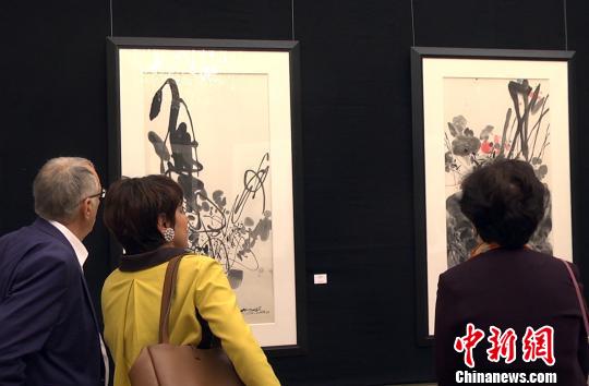 ���Ⱥ��ֽ������չ���ڰ����й��Ļ�������չ