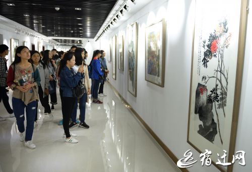 �ձ������黭��չ9��28����Ǩ��Ļ