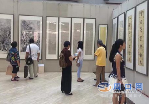 �ܿ����黭������Ʒ����չ�ھ���չ