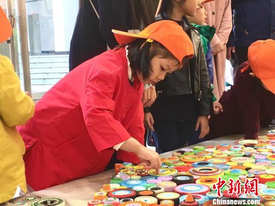 �й��׽��ͯԭ������չ���쿪չ