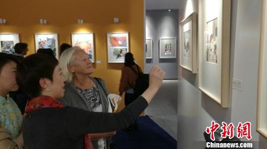 2017�²������ʶ�ͯ��ѧ��ԭ���廭չ�ڻ���Ļ