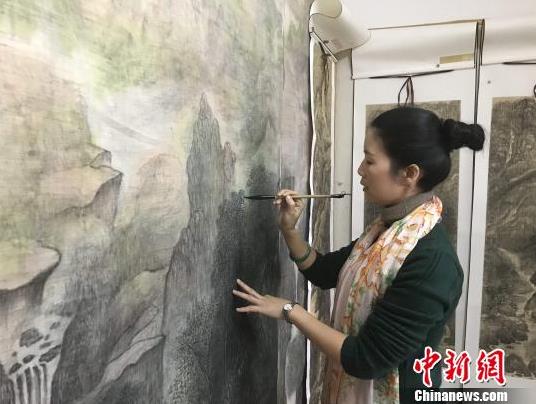 浏阳夏布画出独特潇湘山水 湖南千年名产待重生