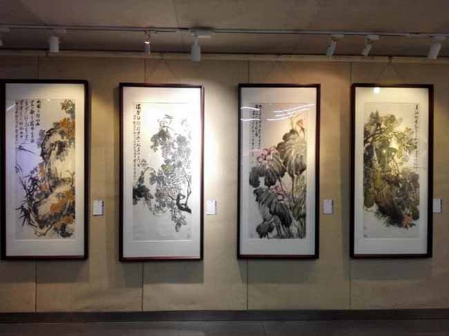 �±��������ġ�����ƽ�黭չ�ڰ��ջ��ȿ�Ļ