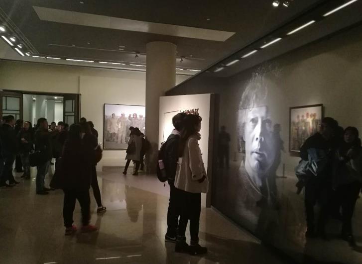 ������黳����½�����滭��Ʒչ