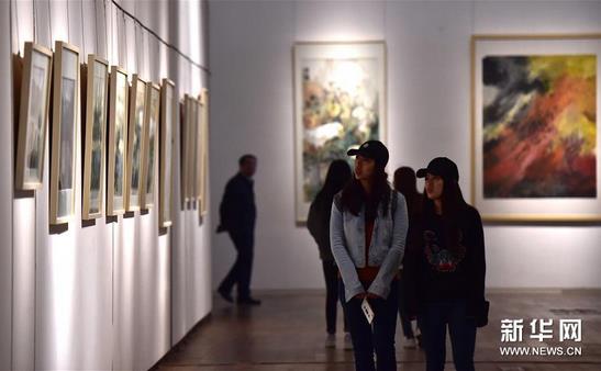 �ڶ���ȫ�����黭չ����������ݿ�Ļ