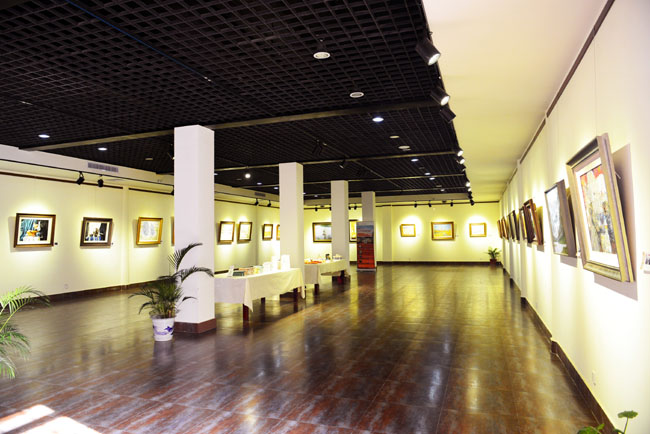 ����˹��Ʒ�ͻ�չ�������γǽ�ɽ�����ݿ�Ļ