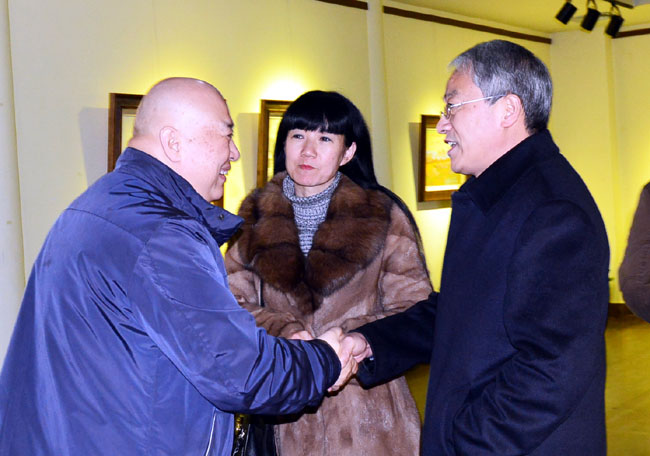 ��ΰ�⣨�����������Ļ�������ų���־ֳ� ֣���£��ң�,�����г������������޹�˾���³������ݳ��ǻ����ܾ��� ��Ӧ�£��У����н���